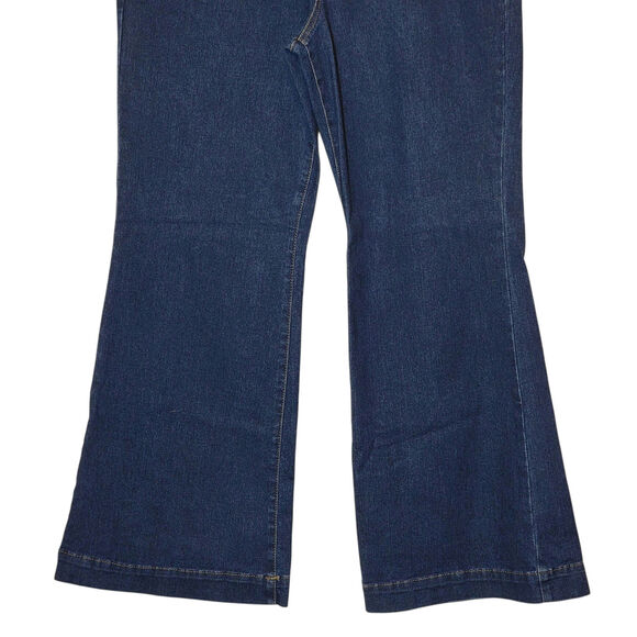 Sophia Jeans by Sophia Vergara Blue Denim Trouser Flare High Rise Jeans Size 12 - Picture 7 of 16